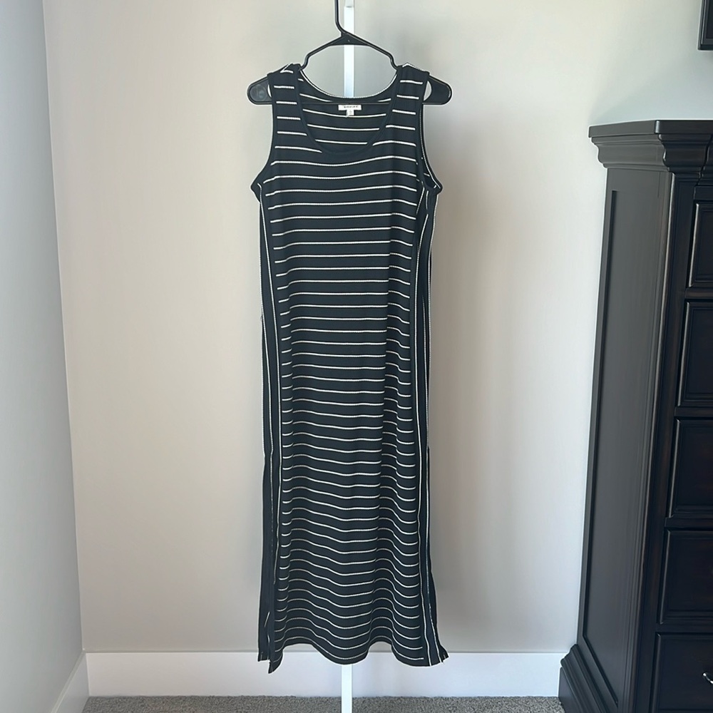 Max Studio Black and White Striped Maxi Dress